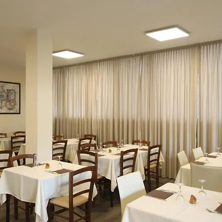 Hotel Soave 3*