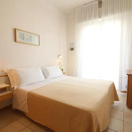 Soave Hotel Rímini